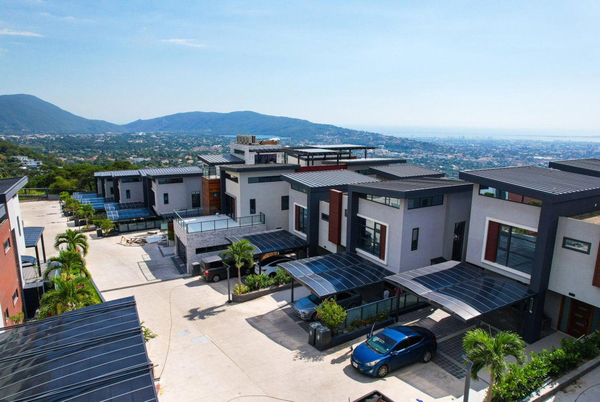 Eighteenth image of 50- Spyglass, Tavistock Terra in Kingston 6, St. Andrew, Jamaica - property is For Rent