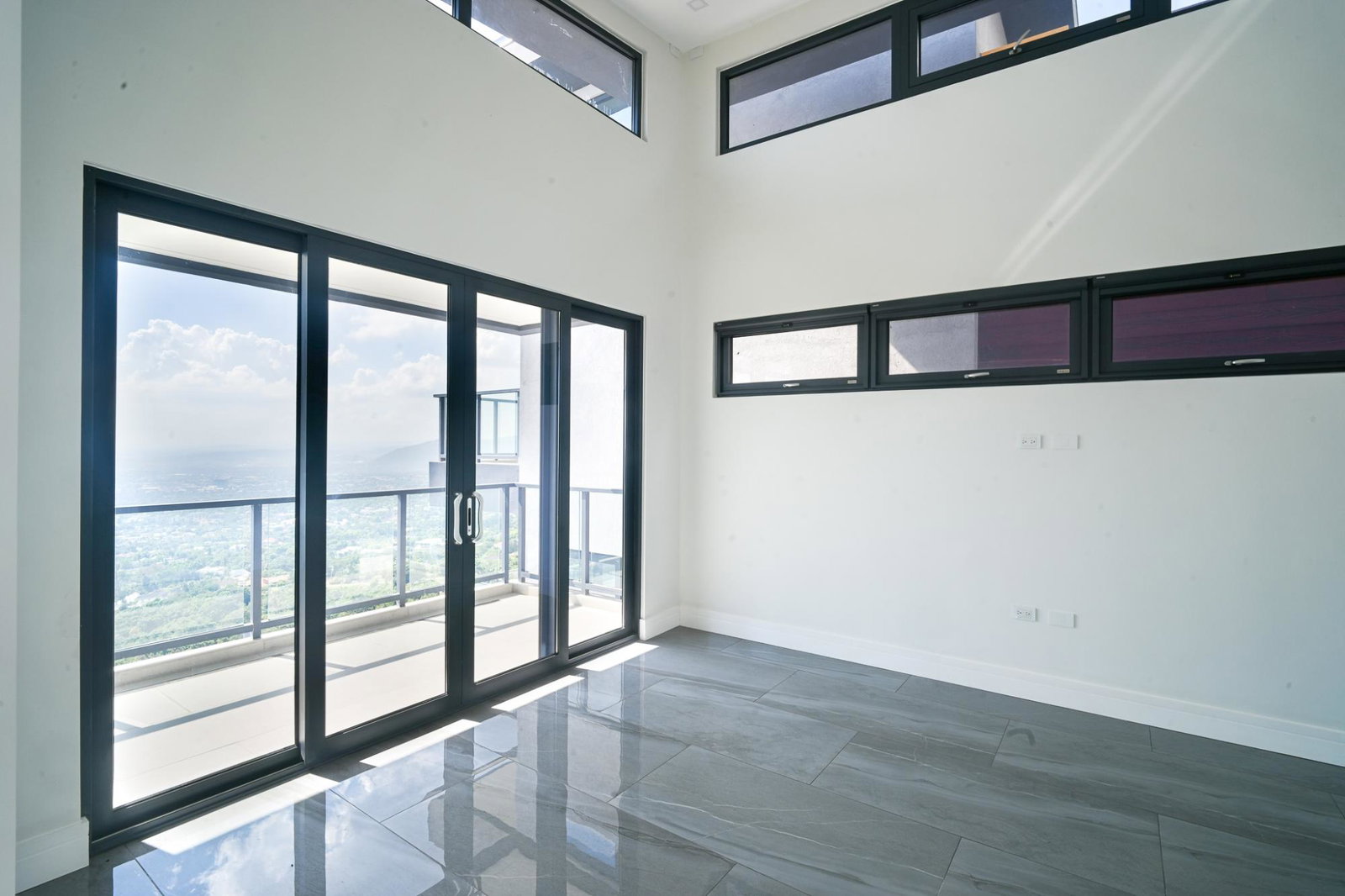 Seventh image of 50- Spyglass, Tavistock Terra in Kingston 6, St. Andrew, Jamaica - property is For Rent