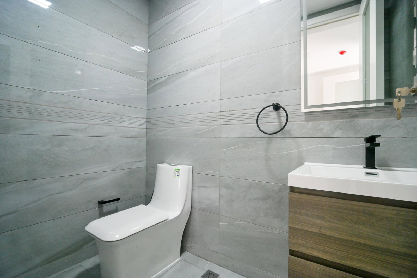 Tenth image of 50- Spyglass, Tavistock Terra in Kingston 6, St. Andrew, Jamaica - property is For Rent