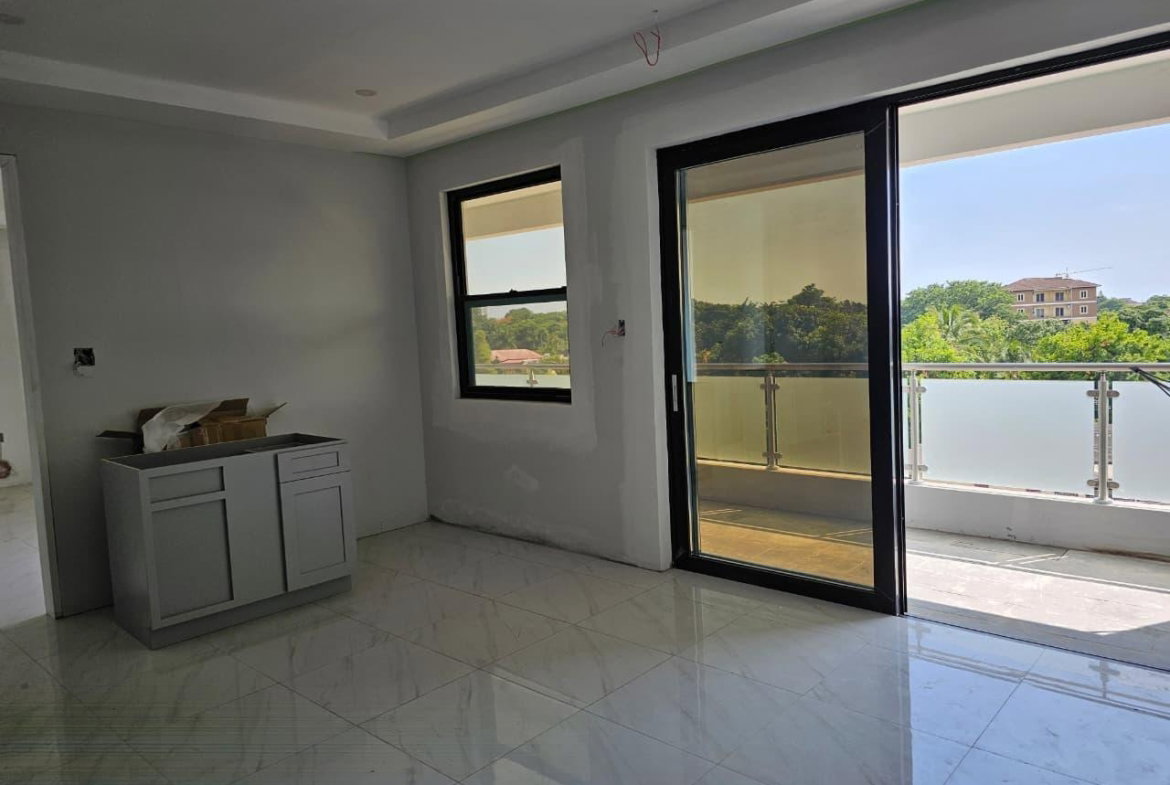 Fourteenth image of Apt. 404-24 Dulwich Drive in Kingston 8, St. Andrew, Jamaica - property is For Sale