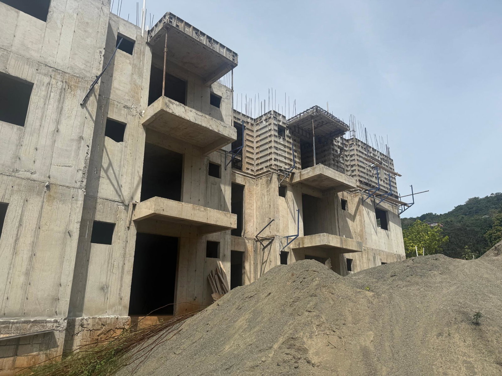 Modern-Apartments-for-Sale-at-130-Mannings-Hill-Road-St.-Andrew-Jamaica Second image of 62-130 Mannings Hill Road in Kingston 8, St. Andrew, Jamaica - property is For Sale