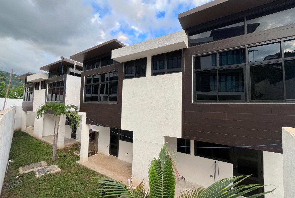 Fourth image of 11-34a-34b Chancery Close in Kingston 19, St. Andrew, Jamaica - property is For Sale