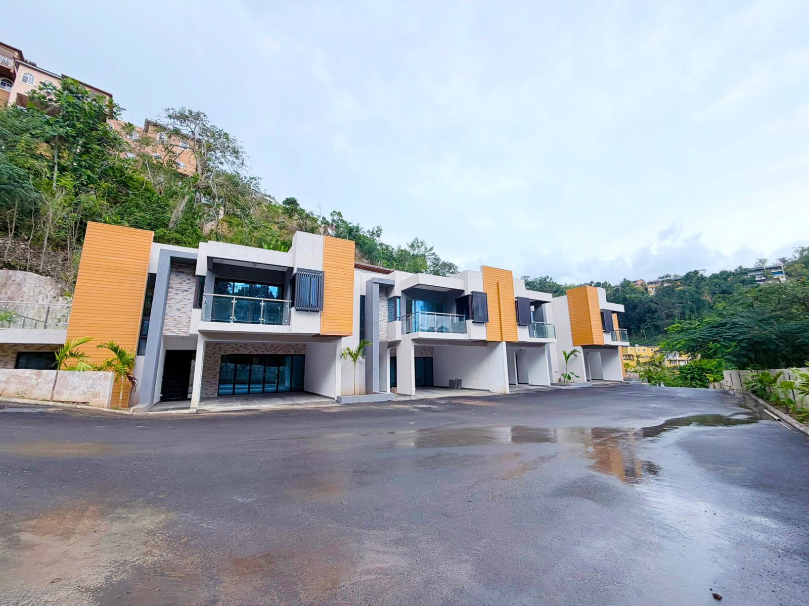 Third image of 3c-1 Valley Close in Kingston 9, St. Andrew, Jamaica - property is For Sale