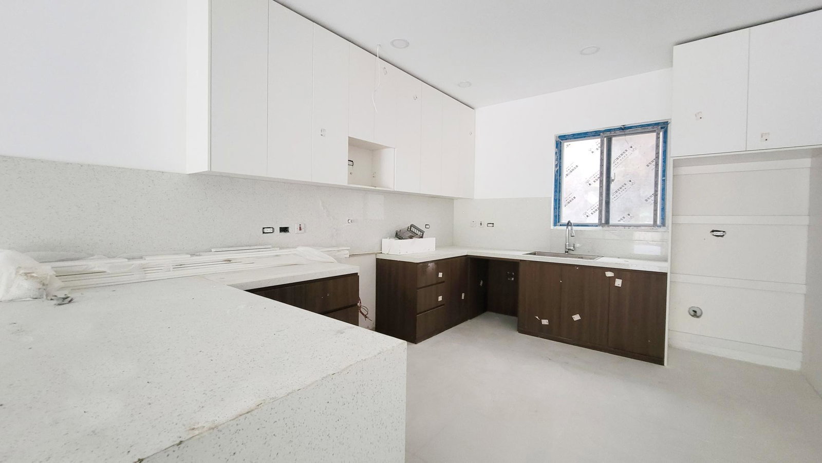 Fifth image of 3c-1 Valley Close in Kingston 9, St. Andrew, Jamaica - property is For Sale