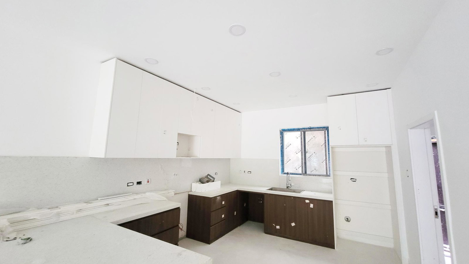 Seventh image of 3c-1 Valley Close in Kingston 9, St. Andrew, Jamaica - property is For Sale