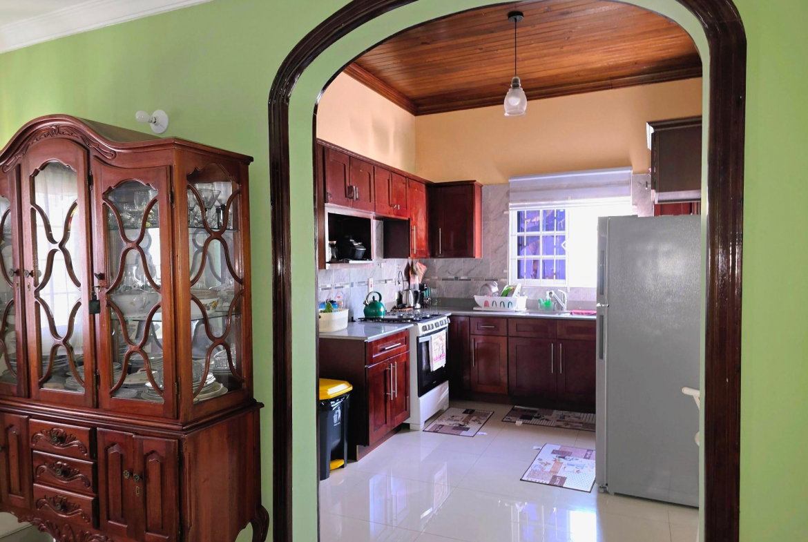 Eleventh image of Palmetto Avenue, Mona, ki in Kingston 6, St. Andrew, Jamaica - property is For Sale