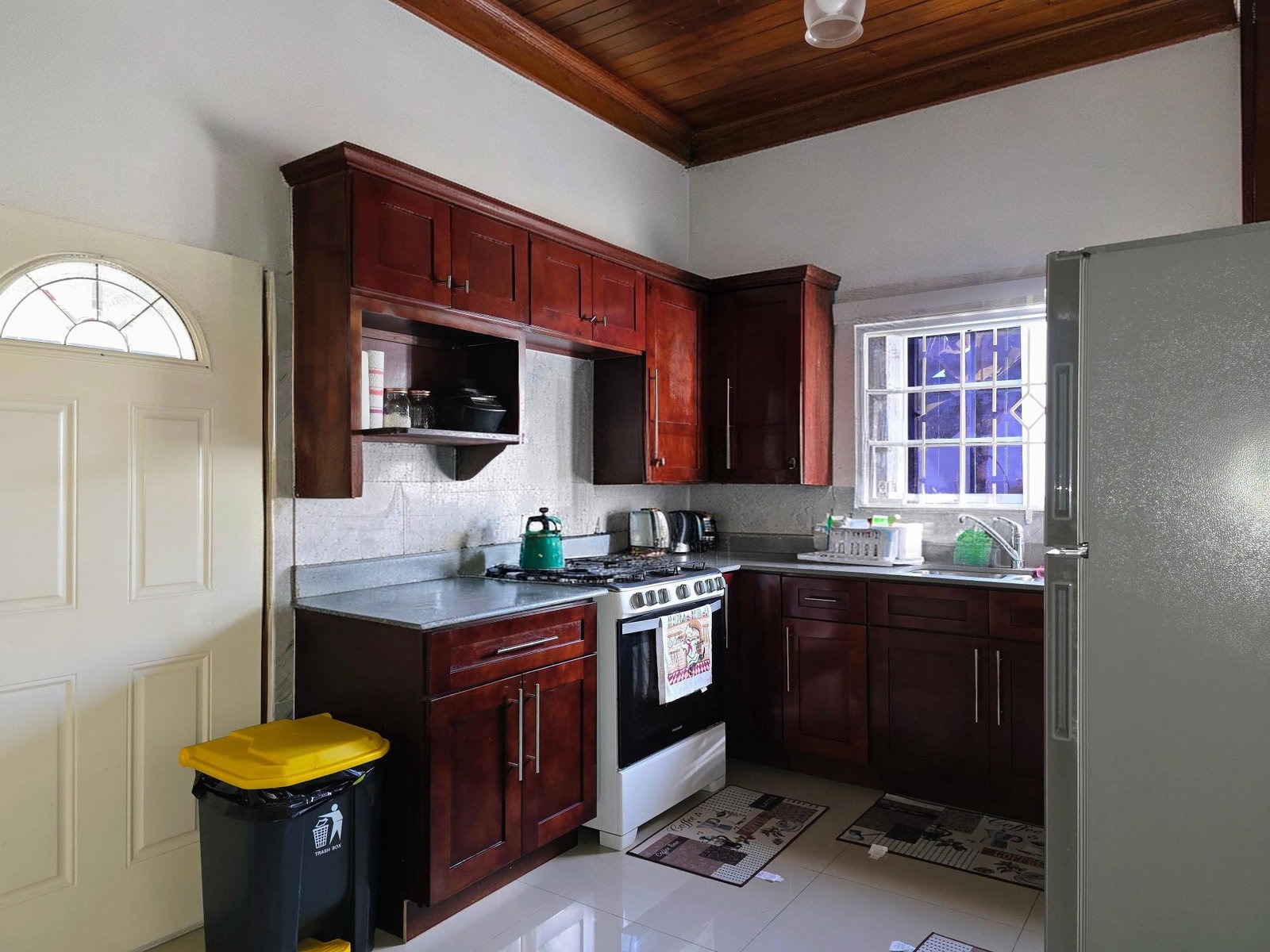 Twelfth image of Palmetto Avenue, Mona, ki in Kingston 6, St. Andrew, Jamaica - property is For Sale