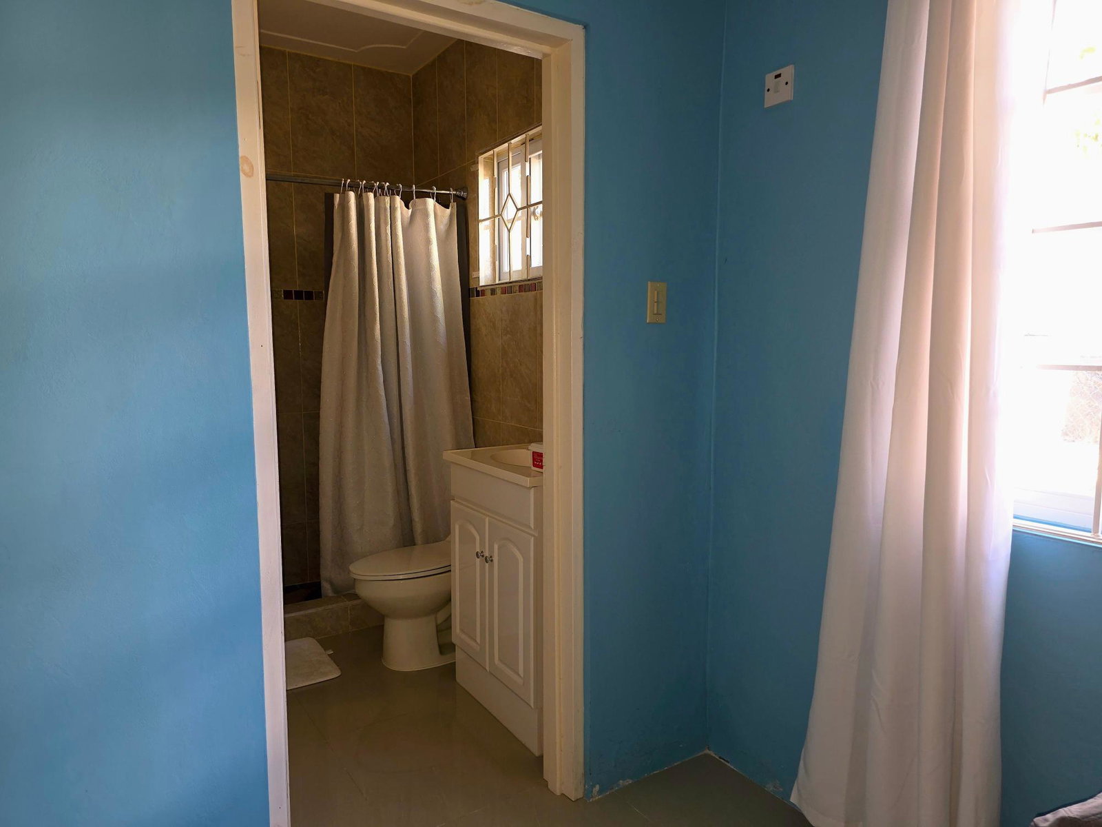 Twentieth image of Palmetto Avenue, Mona, ki in Kingston 6, St. Andrew, Jamaica - property is For Sale