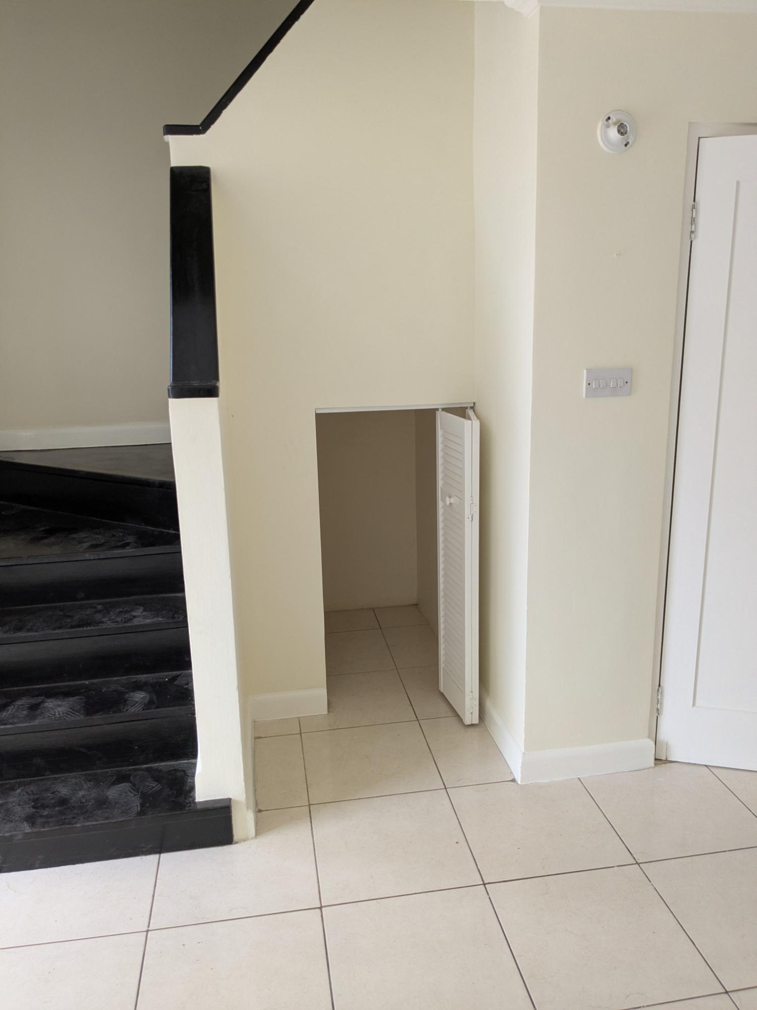 Sixth image of th #16-se 1st st East Queens Park Greater in Greater Portmore, St. Catherine, Jamaica - property is For Sale