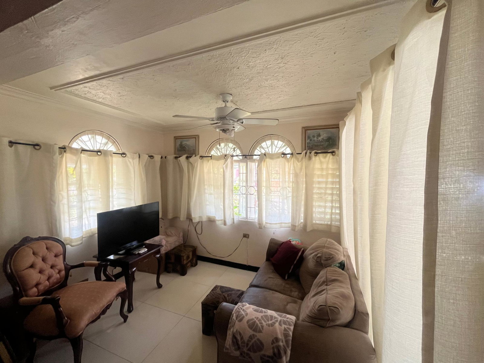 Seventeenth image of 6 Jerome Avenue in Kingston 20, St. Andrew, Jamaica - property is For Sale