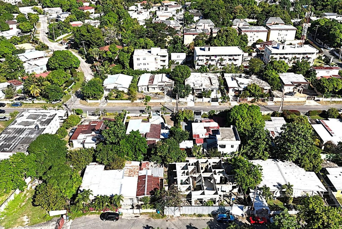 Twenty-Eighth image of 10 Charlton Close in Kingston 8, St. Andrew, Jamaica - property is For Sale