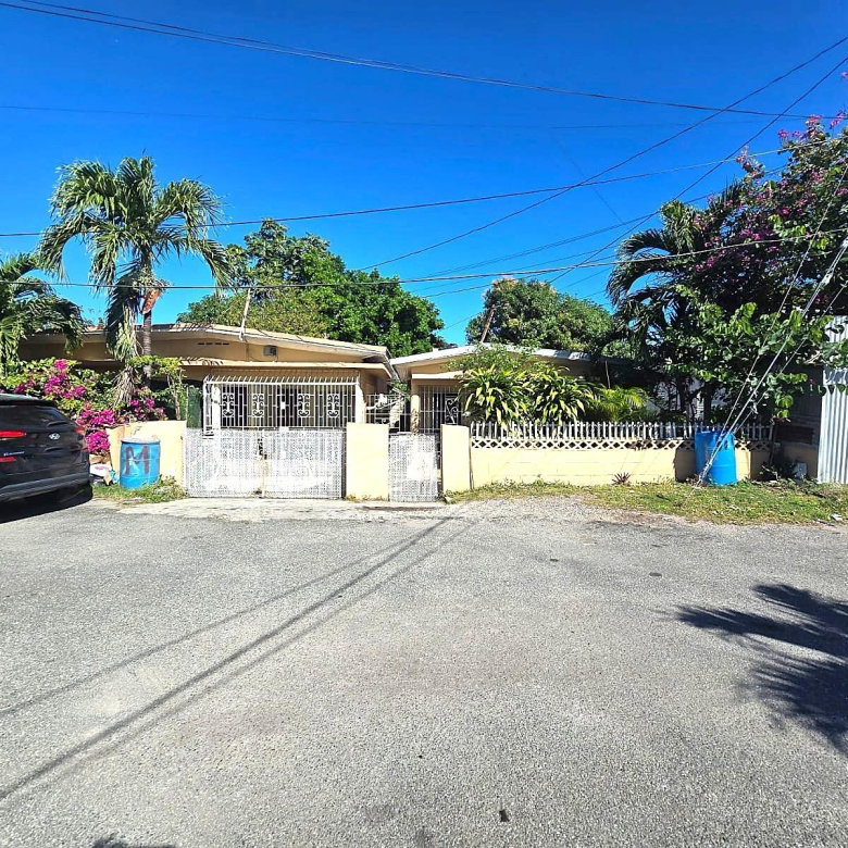 First image of 10 Charlton Close in Kingston 8, St. Andrew, Jamaica - property is For Sale