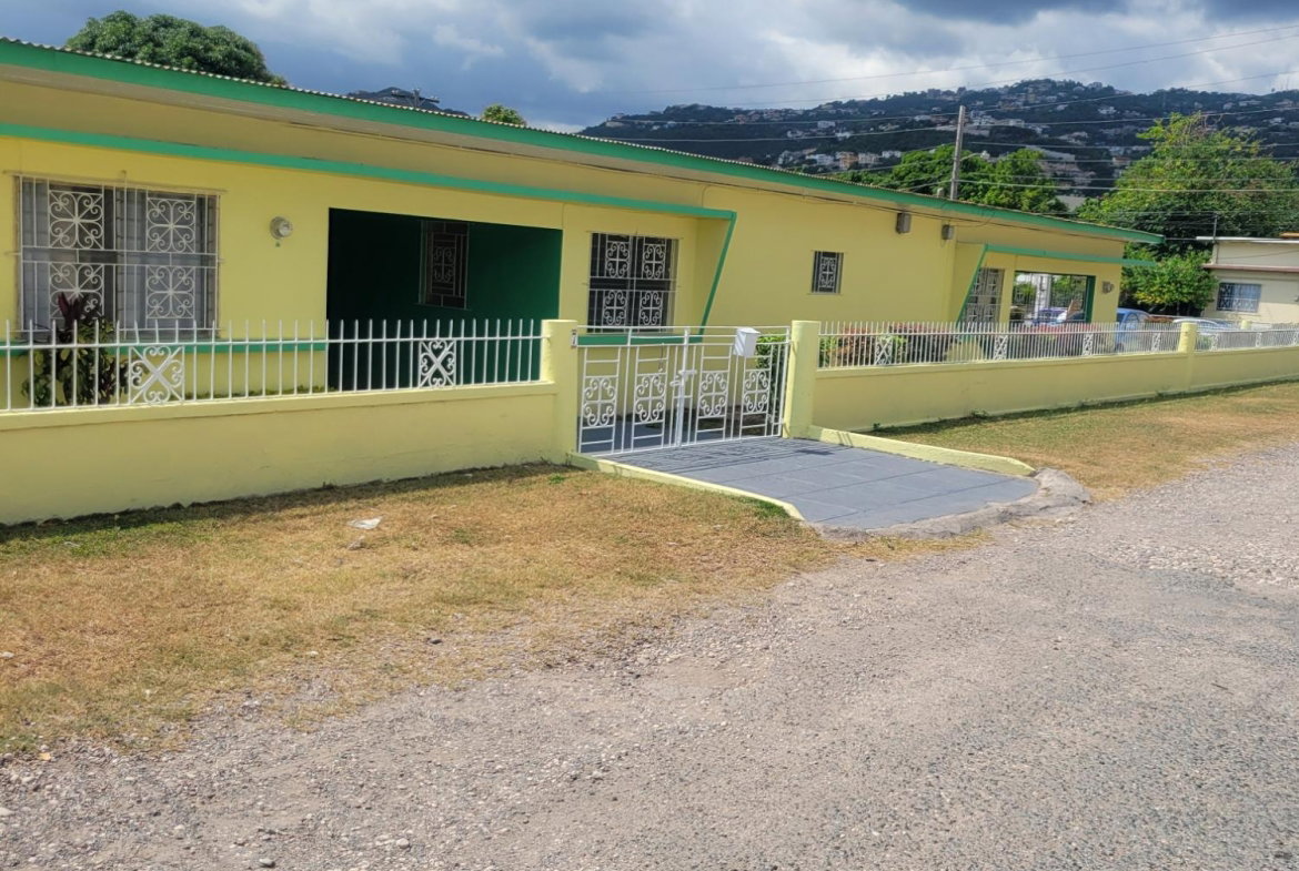 First image of 7 Dennis Avenue, Kgn 19 in Kingston 19, St. Andrew, Jamaica - property is For Sale