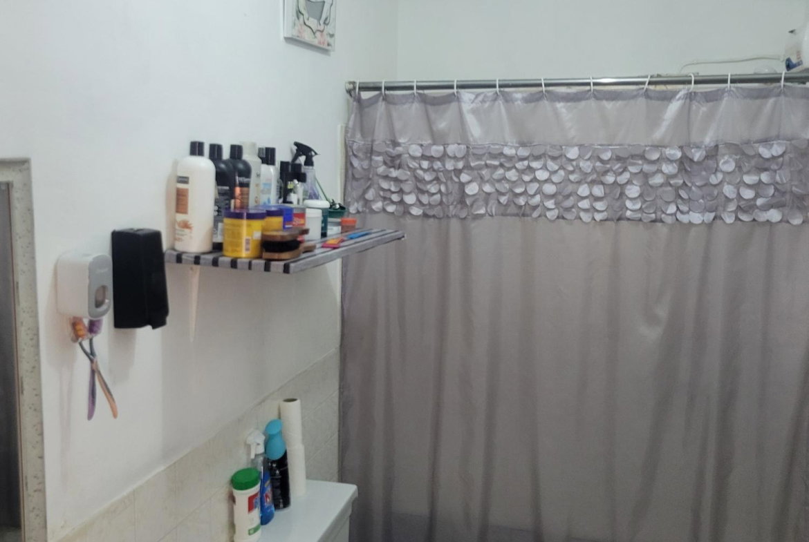 Fifteenth image of 7 Dennis Avenue, Kgn 19 in Kingston 19, St. Andrew, Jamaica - property is For Sale