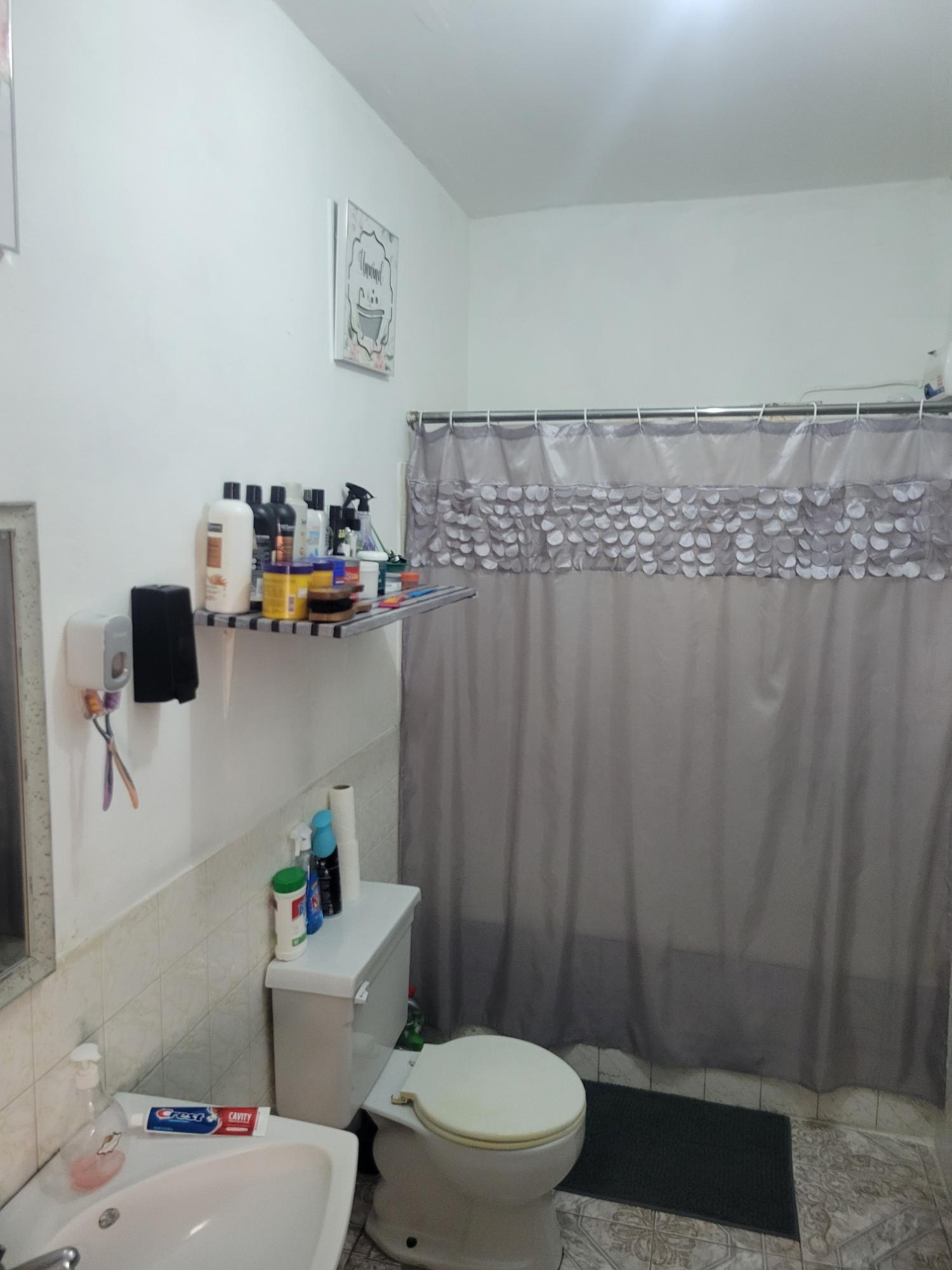 Fifteenth image of 7 Dennis Avenue, Kgn 19 in Kingston 19, St. Andrew, Jamaica - property is For Sale