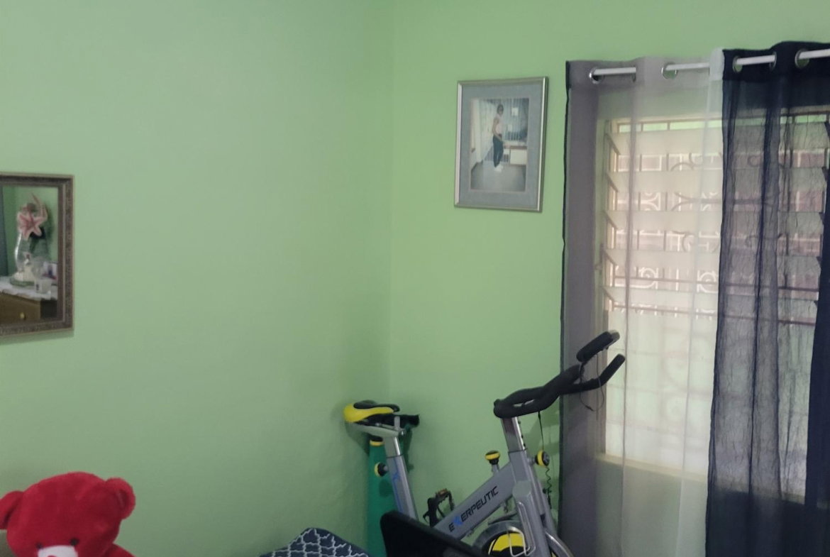 Eighteenth image of 7 Dennis Avenue, Kgn 19 in Kingston 19, St. Andrew, Jamaica - property is For Sale