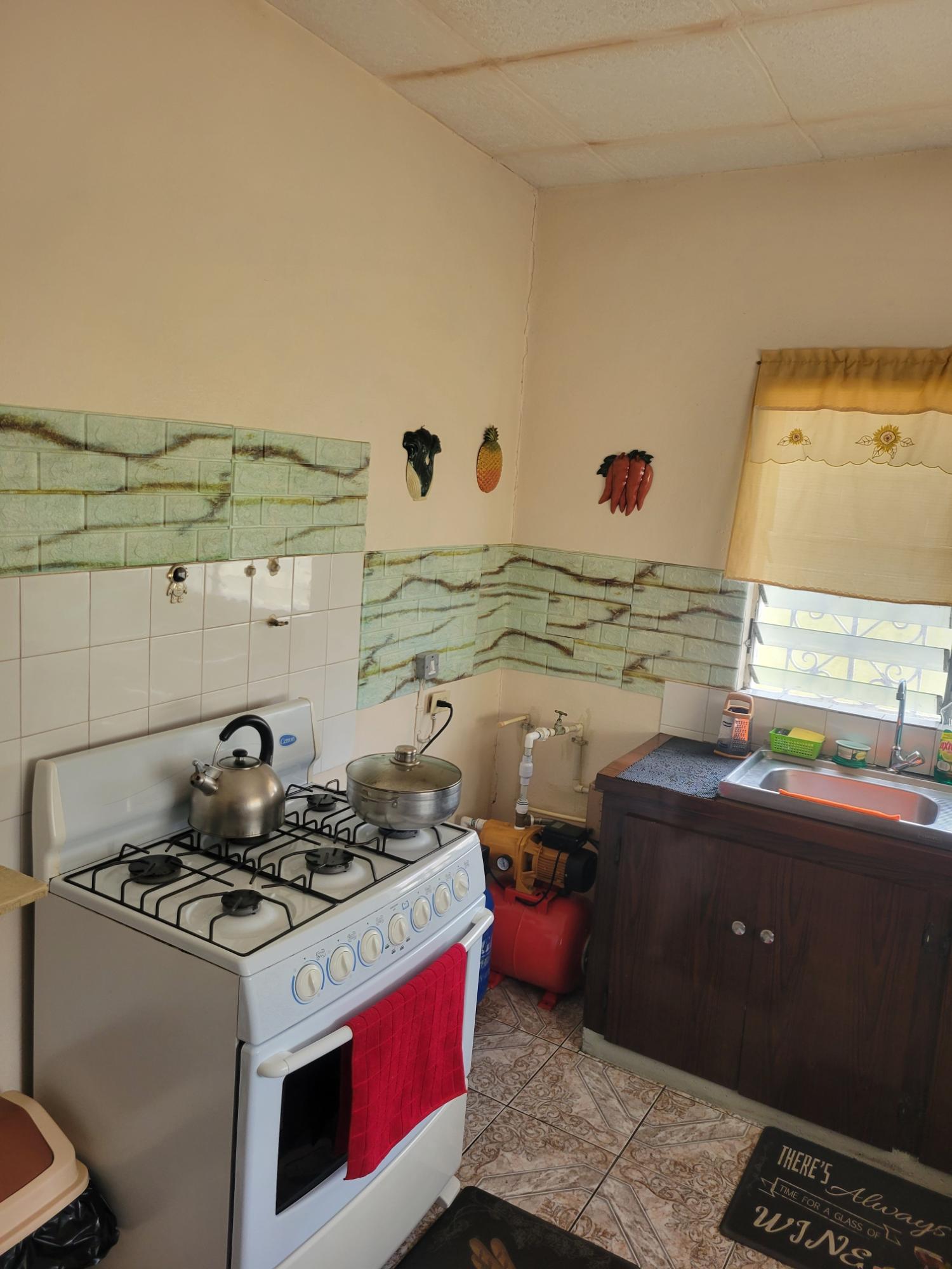 Nineteenth image of 7 Dennis Avenue, Kgn 19 in Kingston 19, St. Andrew, Jamaica - property is For Sale