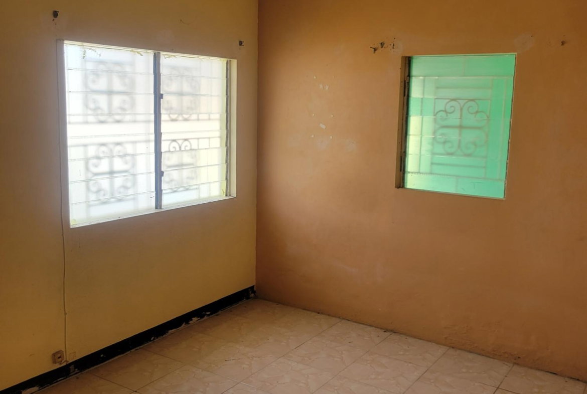 Eighth image of 7 Dennis Avenue, Kgn 19 in Kingston 19, St. Andrew, Jamaica - property is For Sale