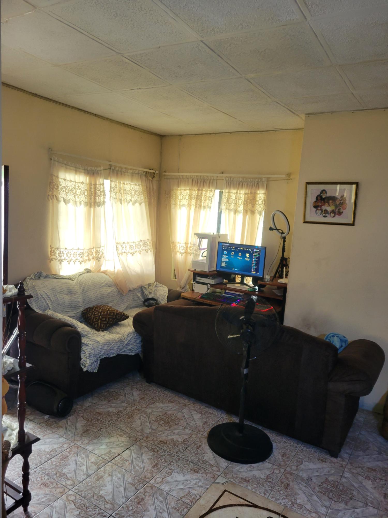 Tenth image of 7 Dennis Avenue, Kgn 19 in Kingston 19, St. Andrew, Jamaica - property is For Sale