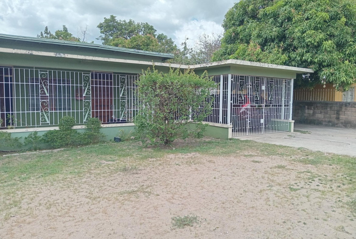 Second image of Brettford Avenue in Kingston 10, St. Andrew, Jamaica - property is For Sale