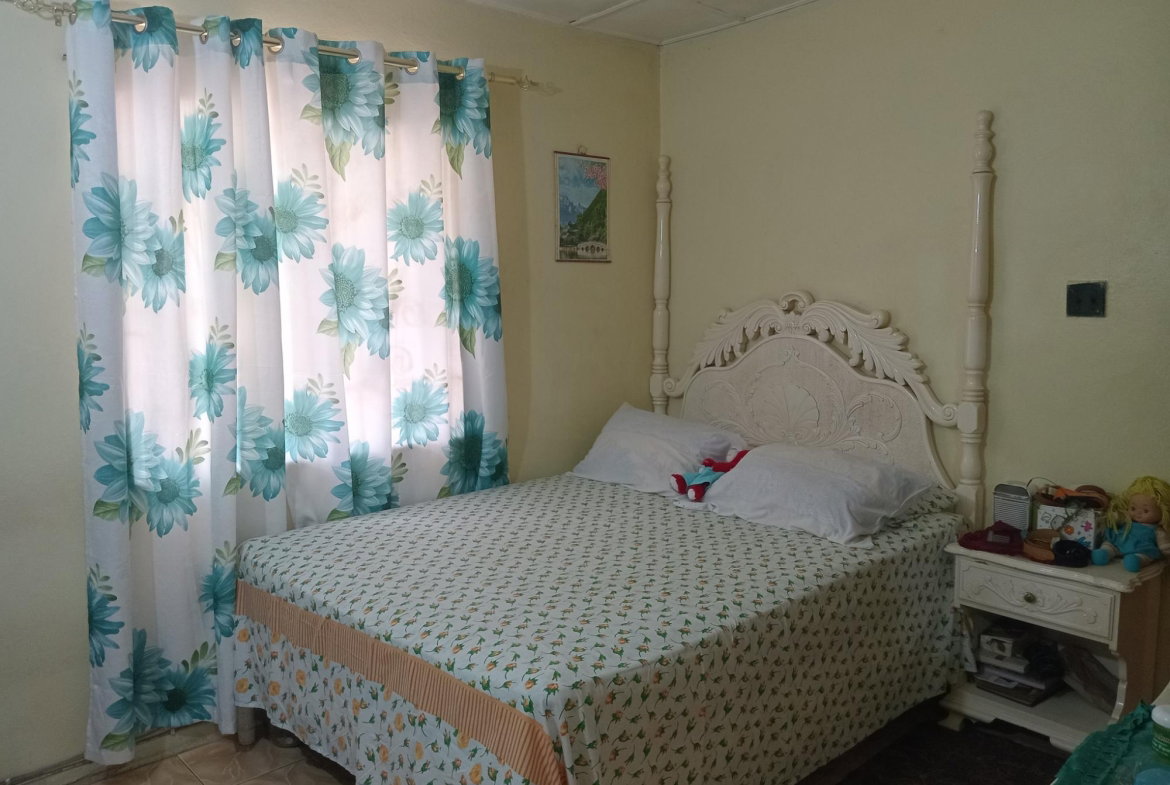 Thirteenth image of Brettford Avenue in Kingston 10, St. Andrew, Jamaica - property is For Sale