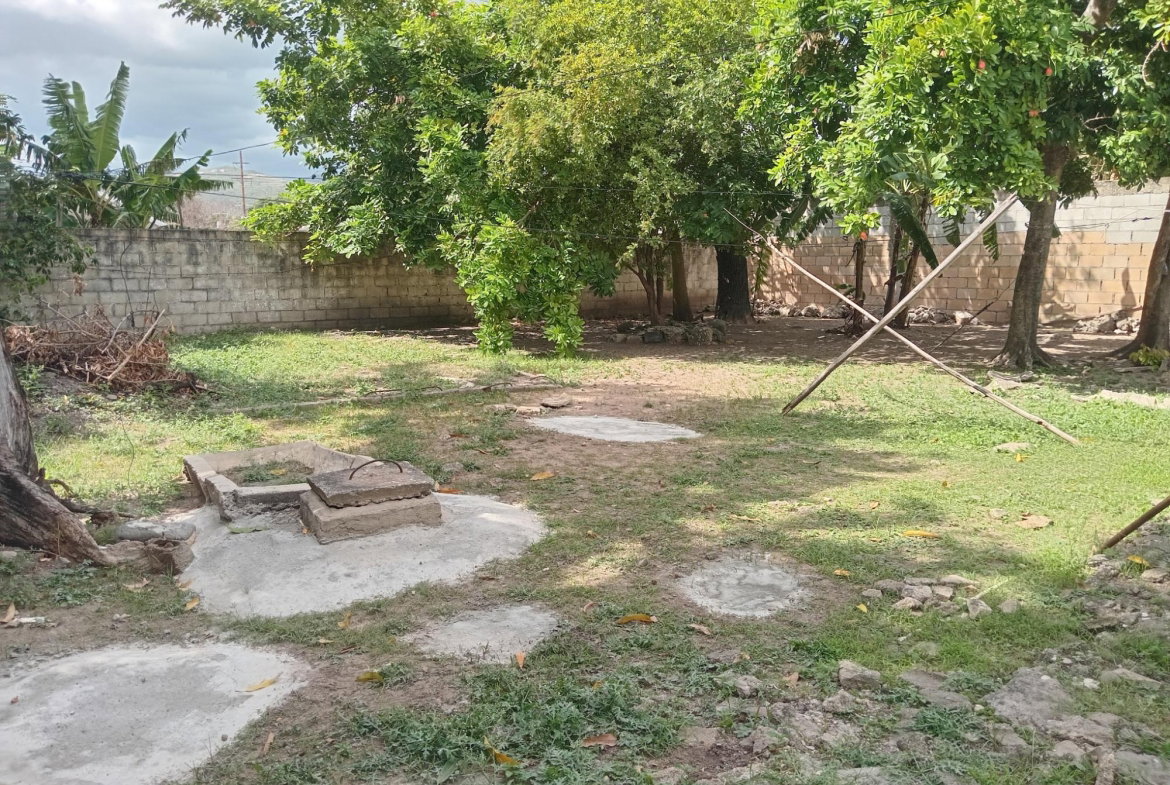 Fourteenth image of Brettford Avenue in Kingston 10, St. Andrew, Jamaica - property is For Sale