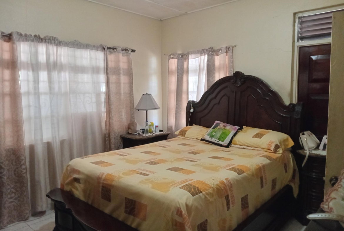 Seventh image of Brettford Avenue in Kingston 10, St. Andrew, Jamaica - property is For Sale