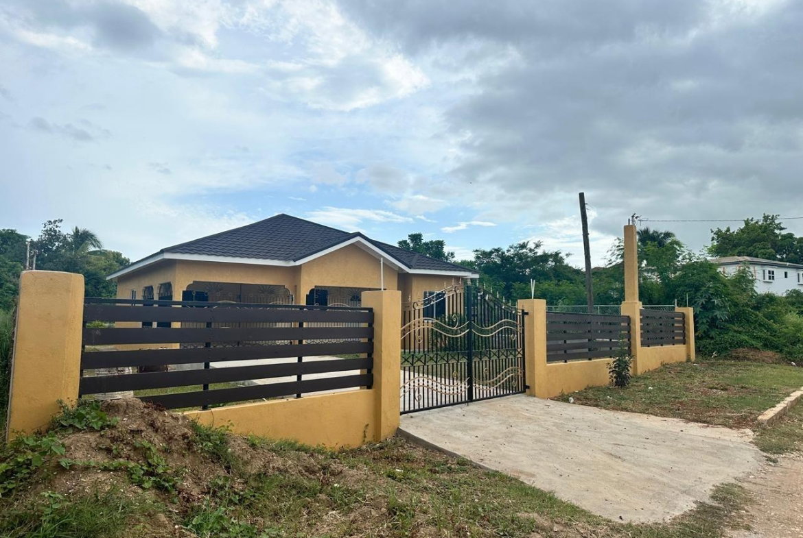 Third image of 35 Johnson Crescent in Spanish Town, St. Catherine, Jamaica - property is For Sale