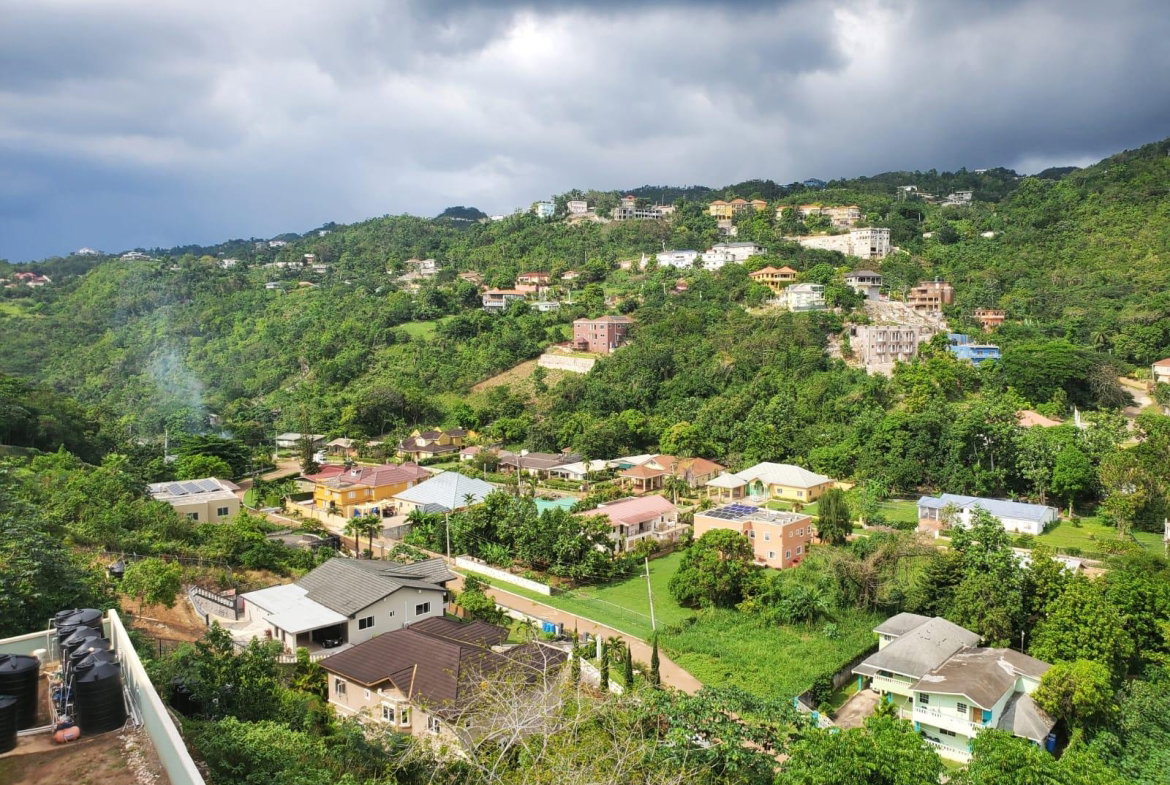 Eleventh image of 7-1 Heffs Crecent in Red Hills, St. Andrew, Jamaica - property is For Sale