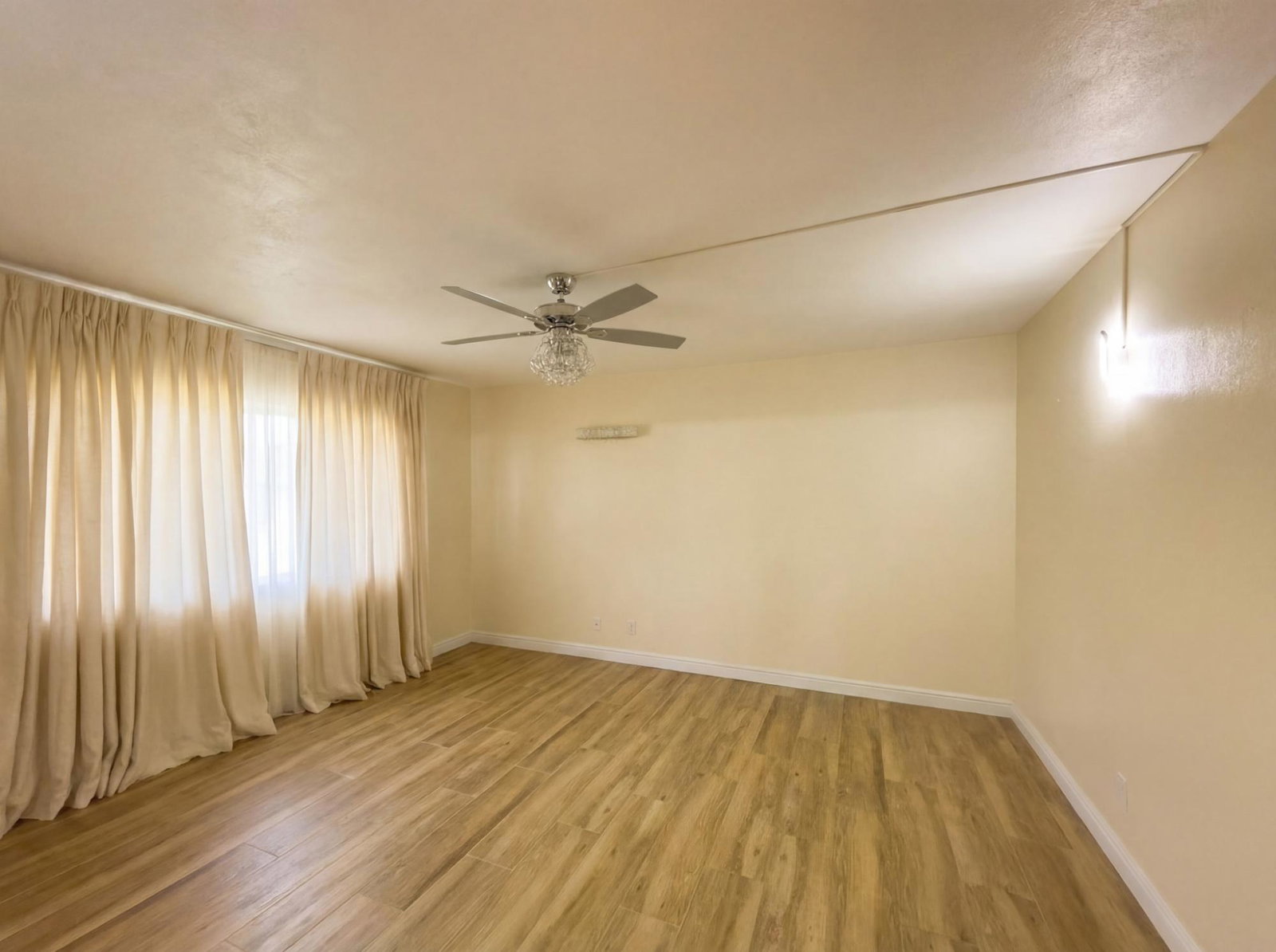 Second image of 28a-28 Hopefield Avenue in Kingston 6, St. Andrew, Jamaica - property is For Rent