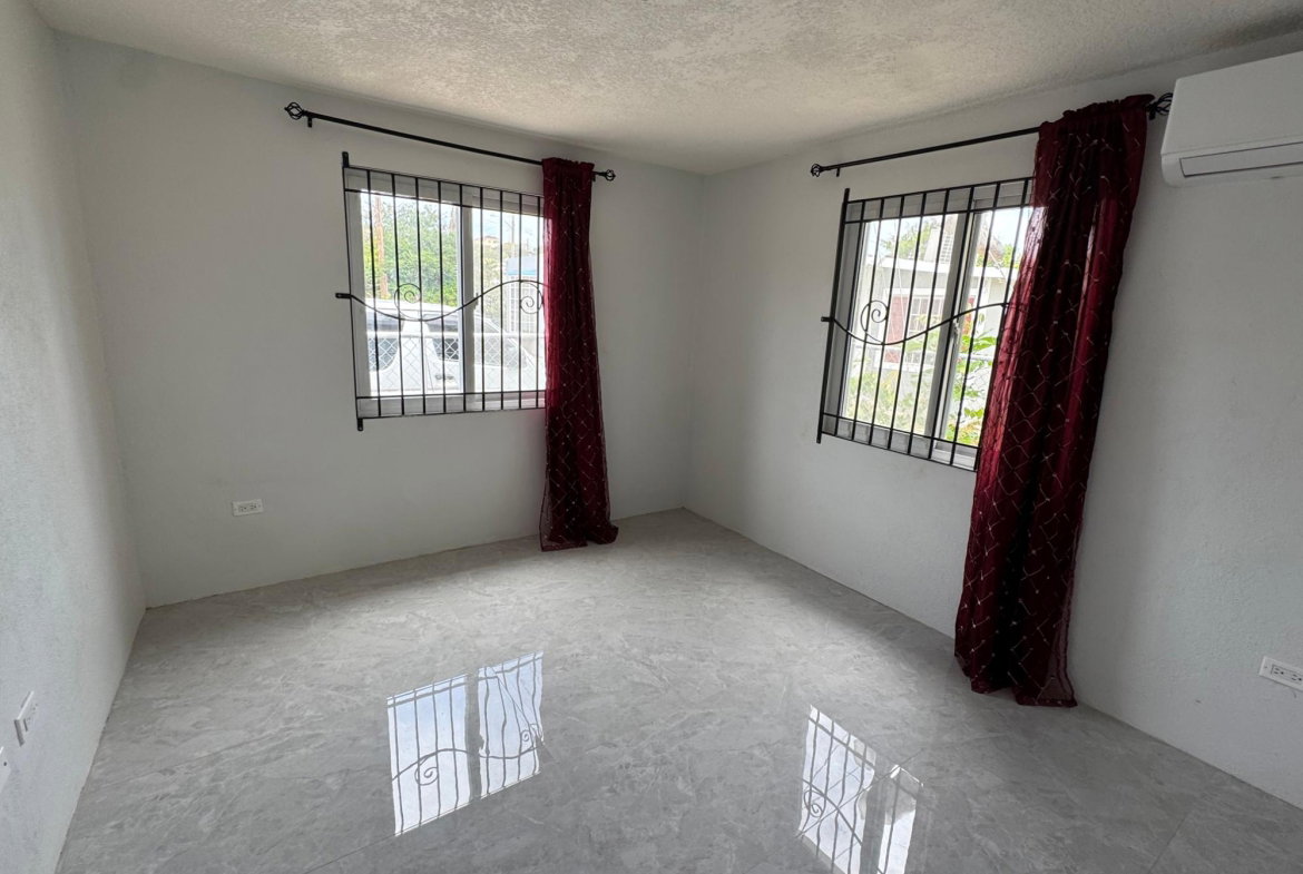 Thirteenth image of 30 Santiago Square in Hellshire Heights, St. Catherine, Jamaica - property is For Rent