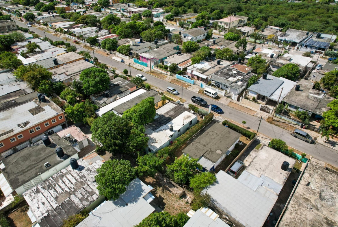 Tenth image of 48 Saturn Avenue in Kingston 17, St. Andrew, Jamaica - property is For Sale