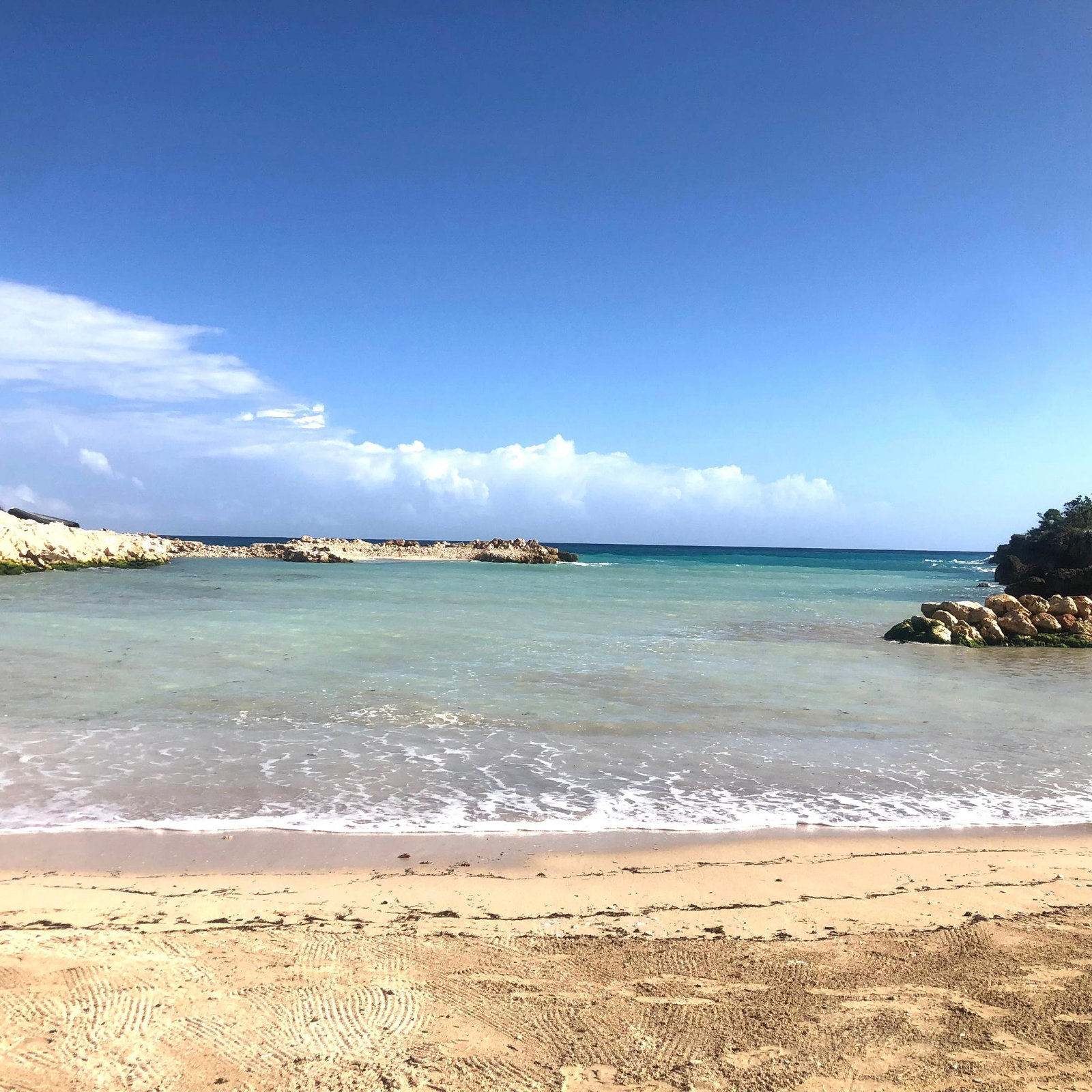 First image of 204- Paradisiac Beach Club, ri in Richmond, St. Ann, Jamaica - property is For Rent