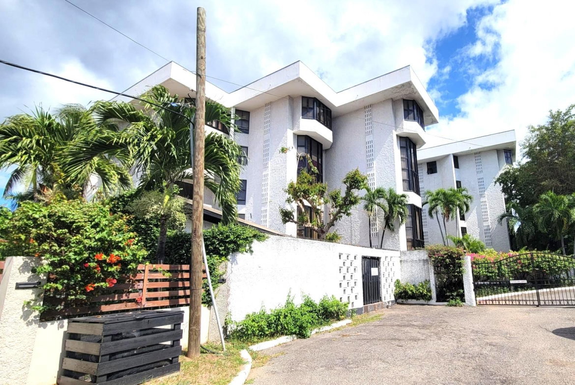 Second image of ph 6-1 Caribbean Close in Kingston 10, St. Andrew, Jamaica - property is For Sale