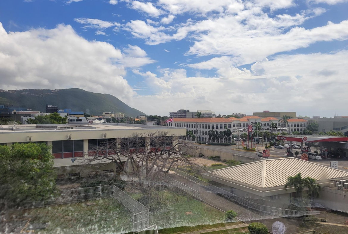 Twentieth image of ph 6-1 Caribbean Close in Kingston 10, St. Andrew, Jamaica - property is For Sale