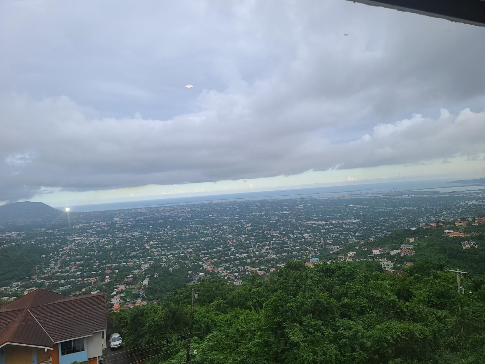 Penthouse-for-Sale-in-Kingston-8-3-Bed-4.5-Bath-3200-sq-ft-with-Harbour-Mountain-Views Fifteenth image of 8- Smokey Vale in Kingston 8, St. Andrew, Jamaica - property is For Sale