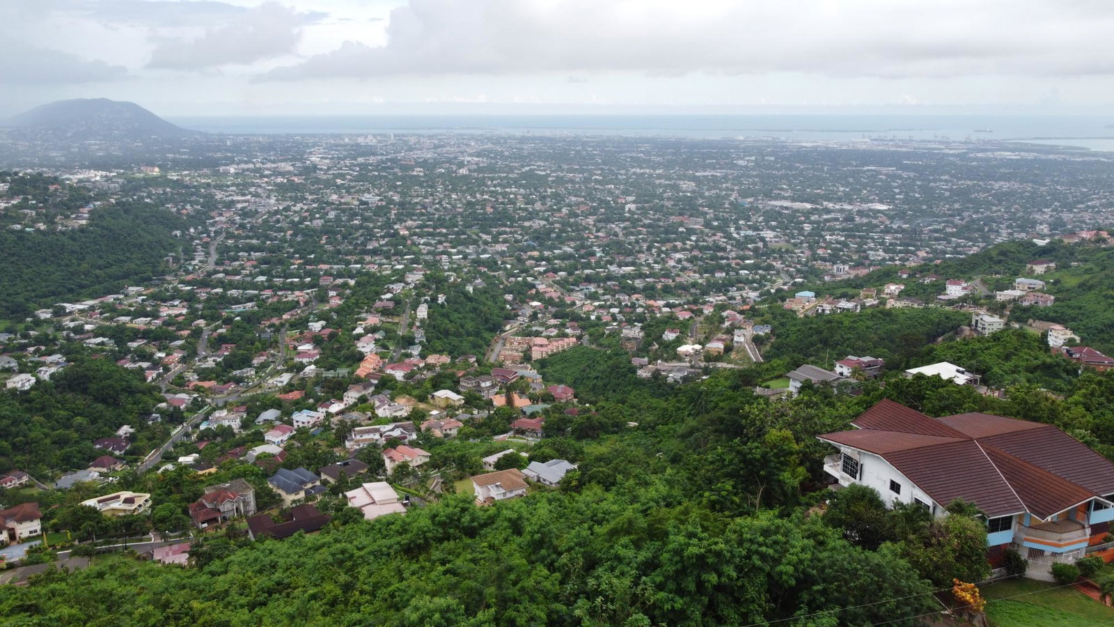 Penthouse-for-Sale-in-Kingston-8-3-Bed-4.5-Bath-3200-sq-ft-with-Harbour-Mountain-Views Third image of 8- Smokey Vale in Kingston 8, St. Andrew, Jamaica - property is For Sale