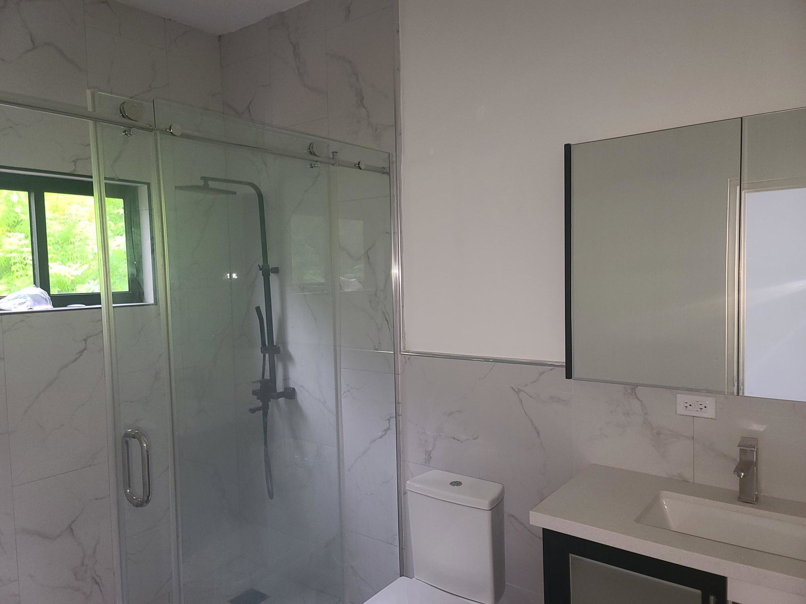 Penthouse-for-Sale-in-Kingston-8-3-Bed-4.5-Bath-3200-sq-ft-with-Harbour-Mountain-Views Twenty-Fifth image of 8- Smokey Vale in Kingston 8, St. Andrew, Jamaica - property is For Sale