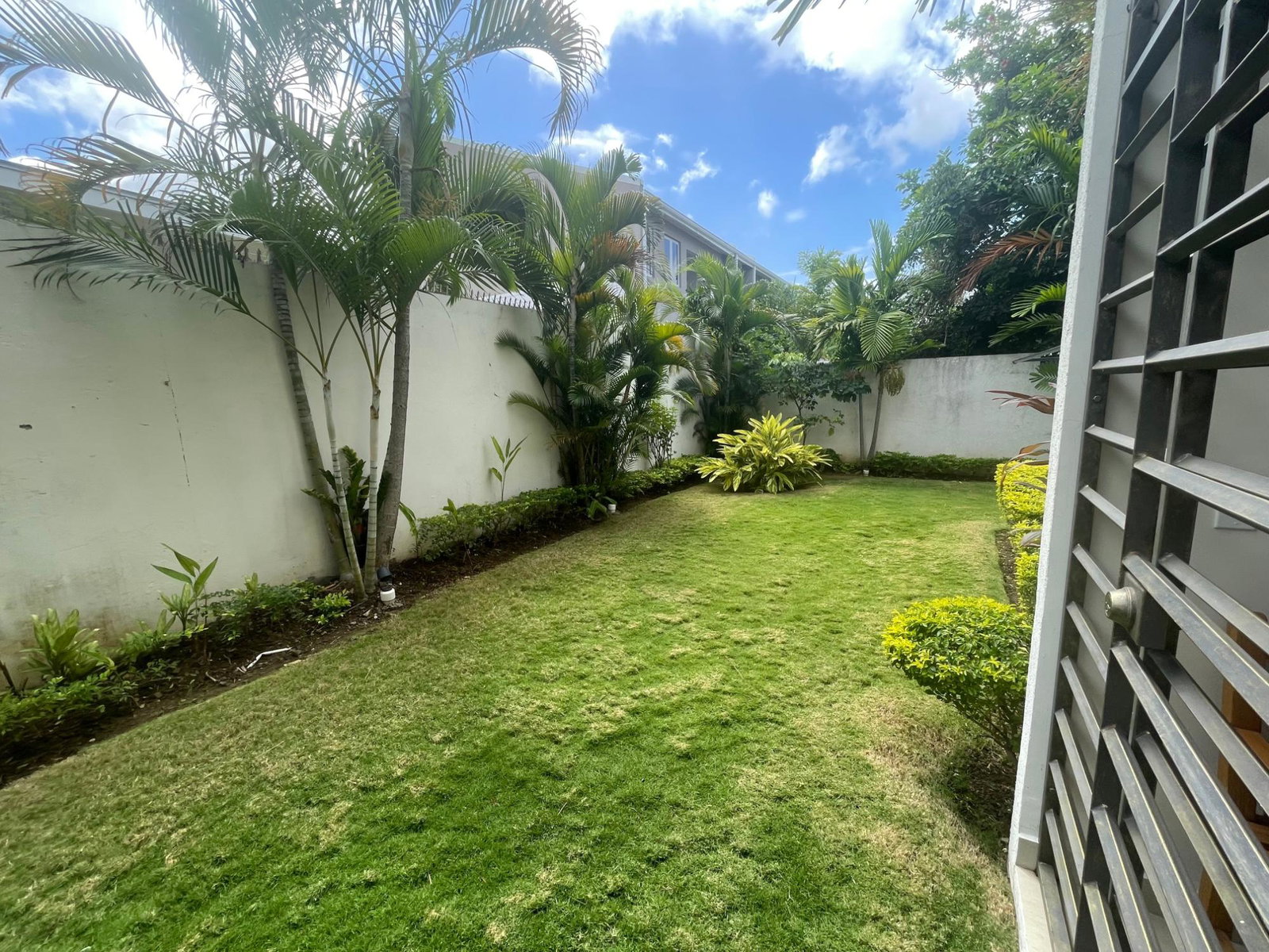 Fourteenth image of 8-6 Clieveden Ave in Kingston 6, St. Andrew, Jamaica - property is For Rent