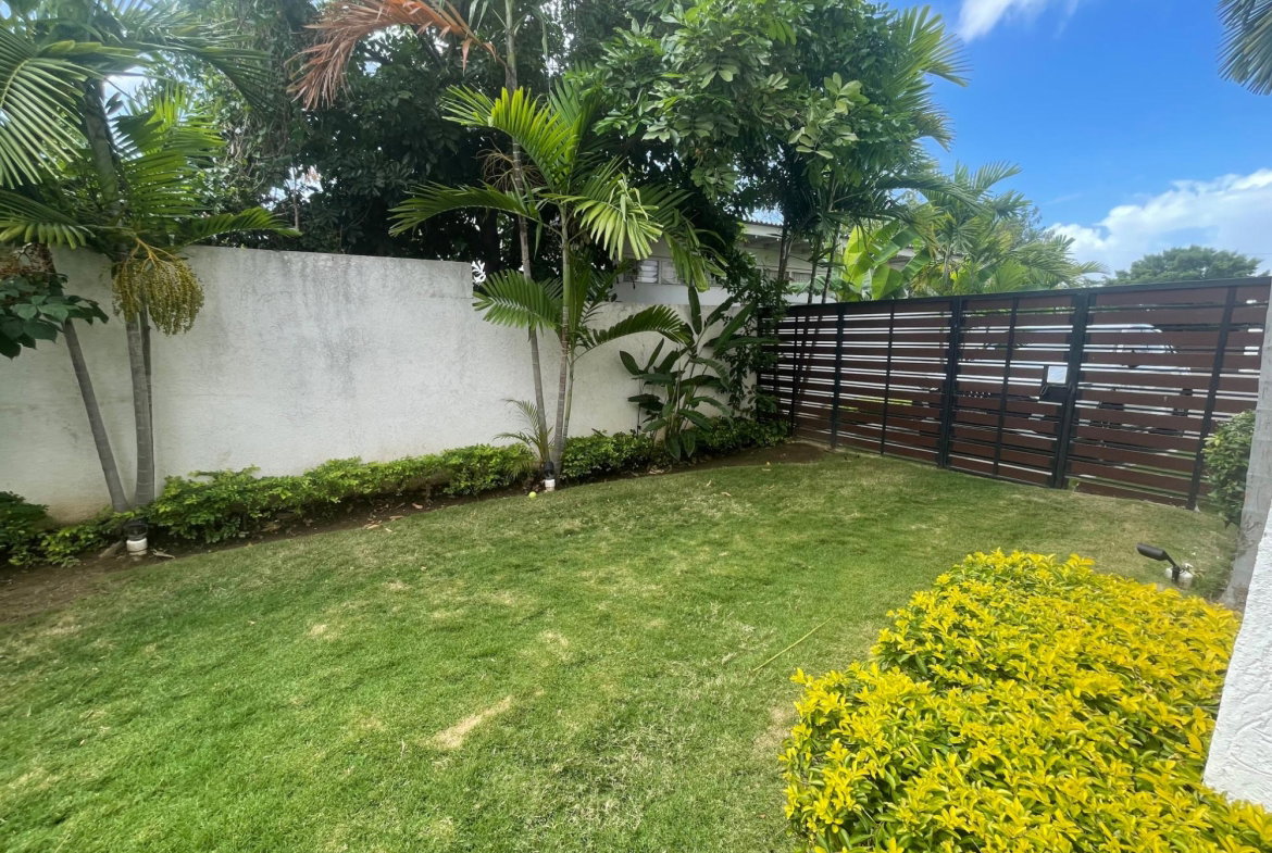 Fifteenth image of 8-6 Clieveden Ave in Kingston 6, St. Andrew, Jamaica - property is For Rent