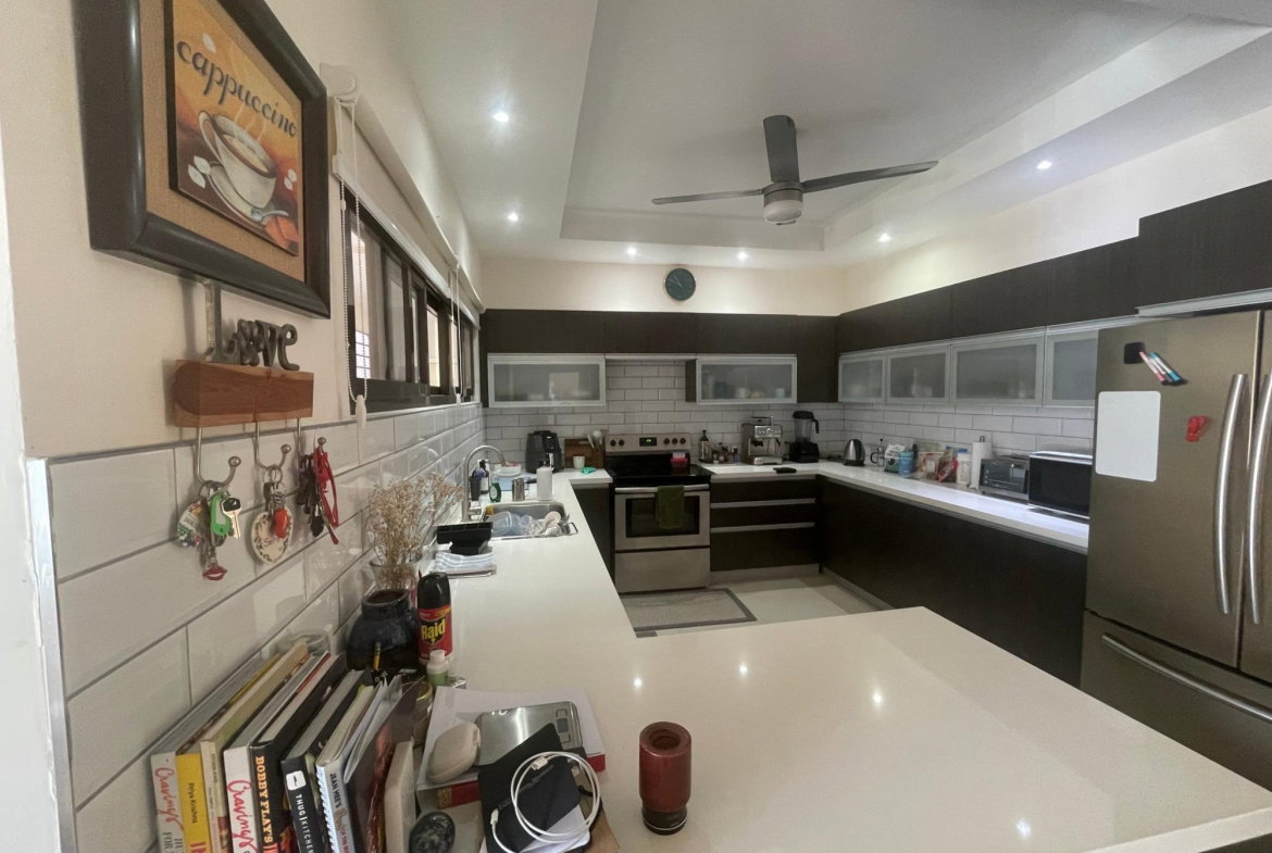 Fourth image of 8-6 Clieveden Ave in Kingston 6, St. Andrew, Jamaica - property is For Rent