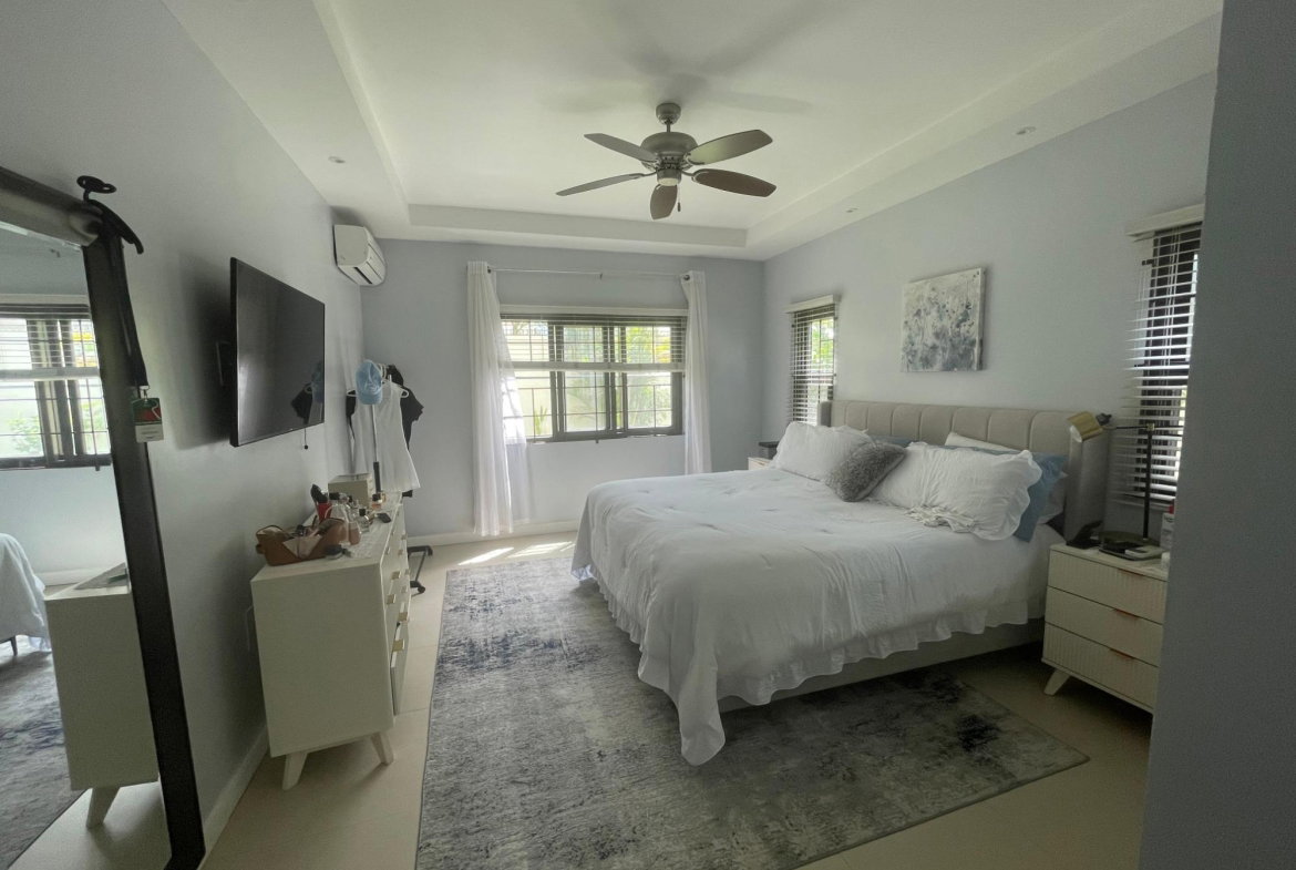 Tenth image of 8-6 Clieveden Ave in Kingston 6, St. Andrew, Jamaica - property is For Rent