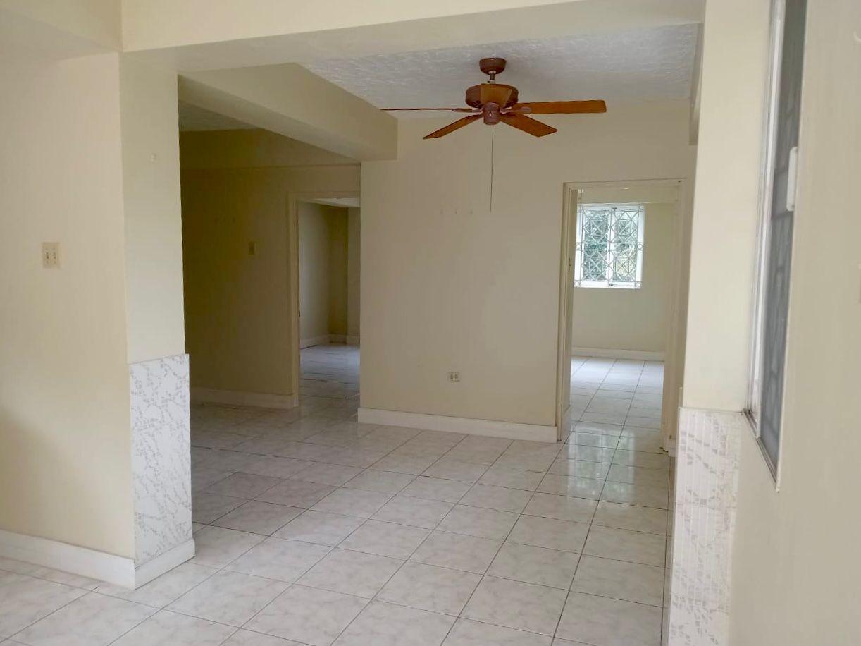 Sixth image of 2b-2b Grosvenor Heights,kingsto in Constant Spring P.O., St. Andrew, Jamaica - property is For Rent