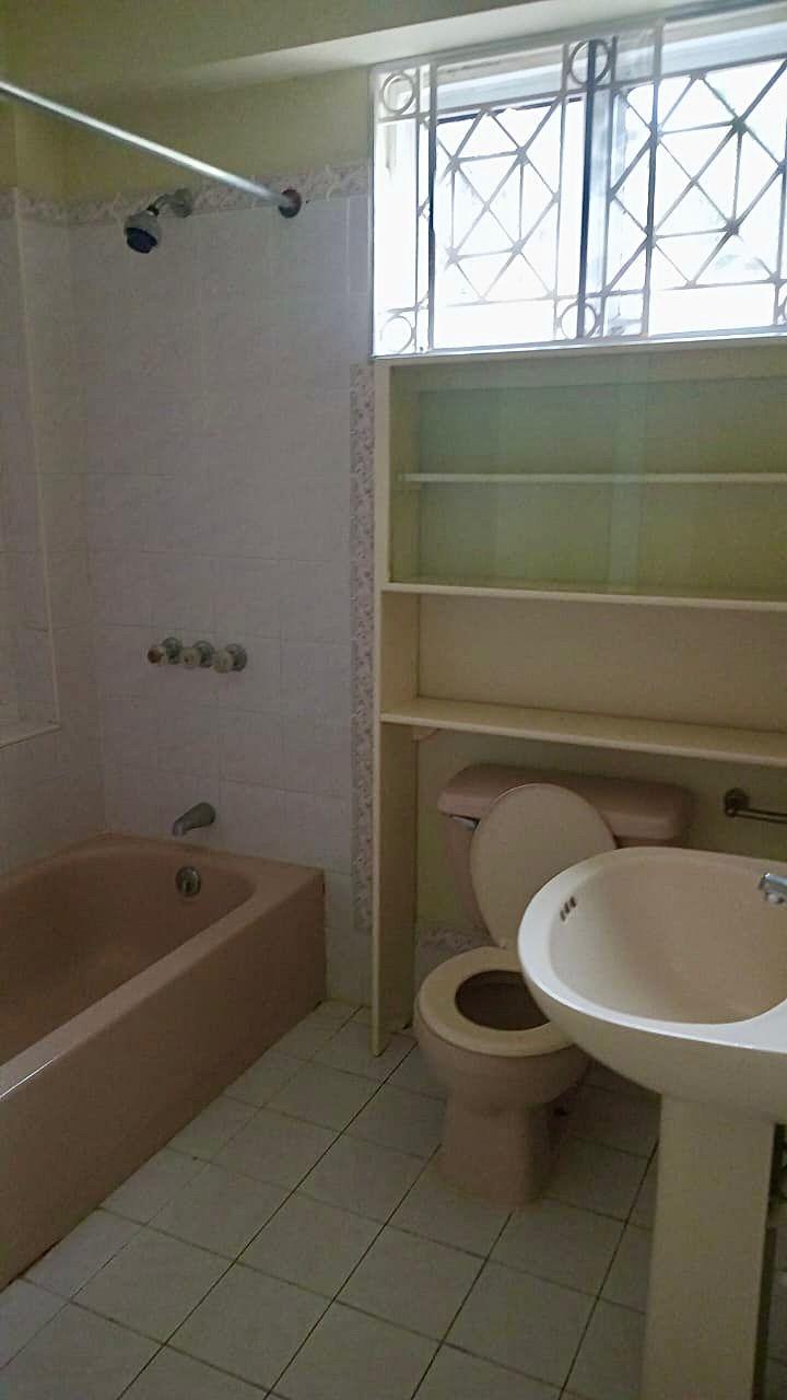 Seventh image of 2b-2b Grosvenor Heights,kingsto in Constant Spring P.O., St. Andrew, Jamaica - property is For Rent