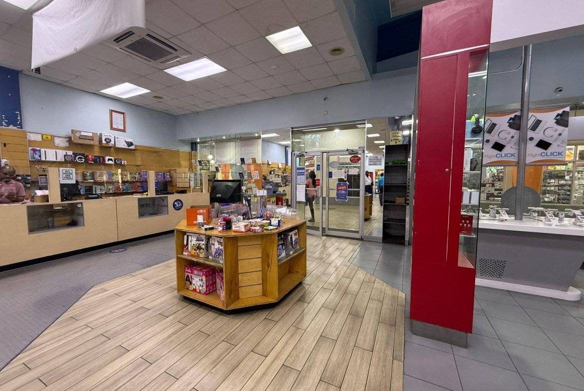 Fifth image of 6-elma Crescent in Kingston 20, St. Andrew, Jamaica - property is For Rent