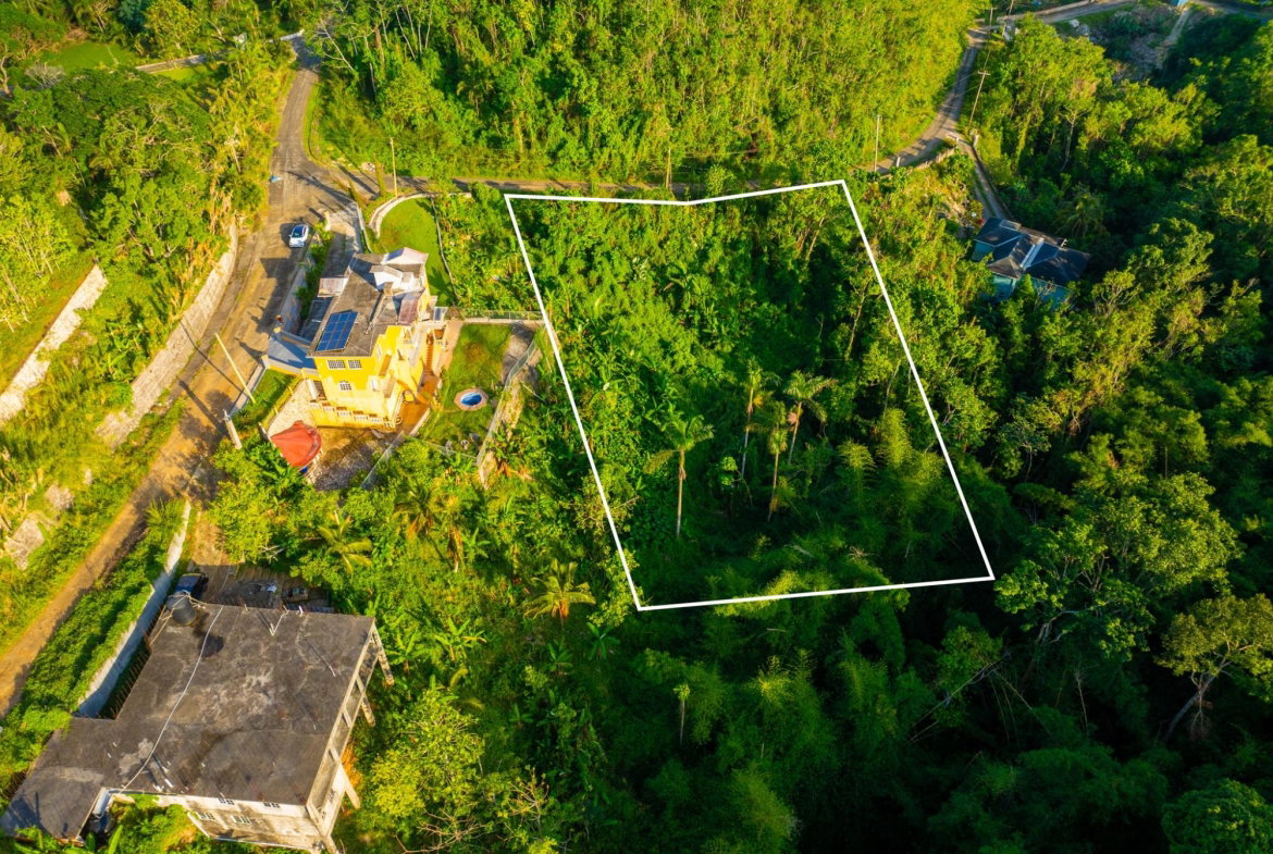 Fifth image of 44 Shoucair Circle in Red Hills, St. Andrew, Jamaica - property is For Sale
