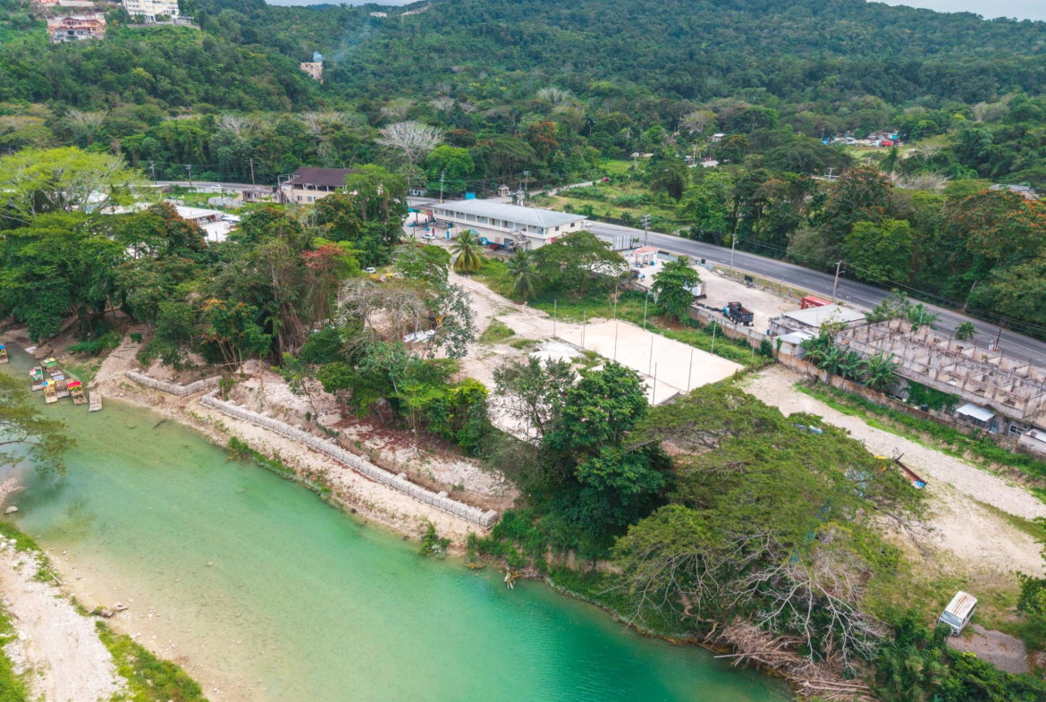 Fourth image of 6a Rio Nuevo, Spring Valley in Rio Nuevo, St. Mary, Jamaica - property is For Rent