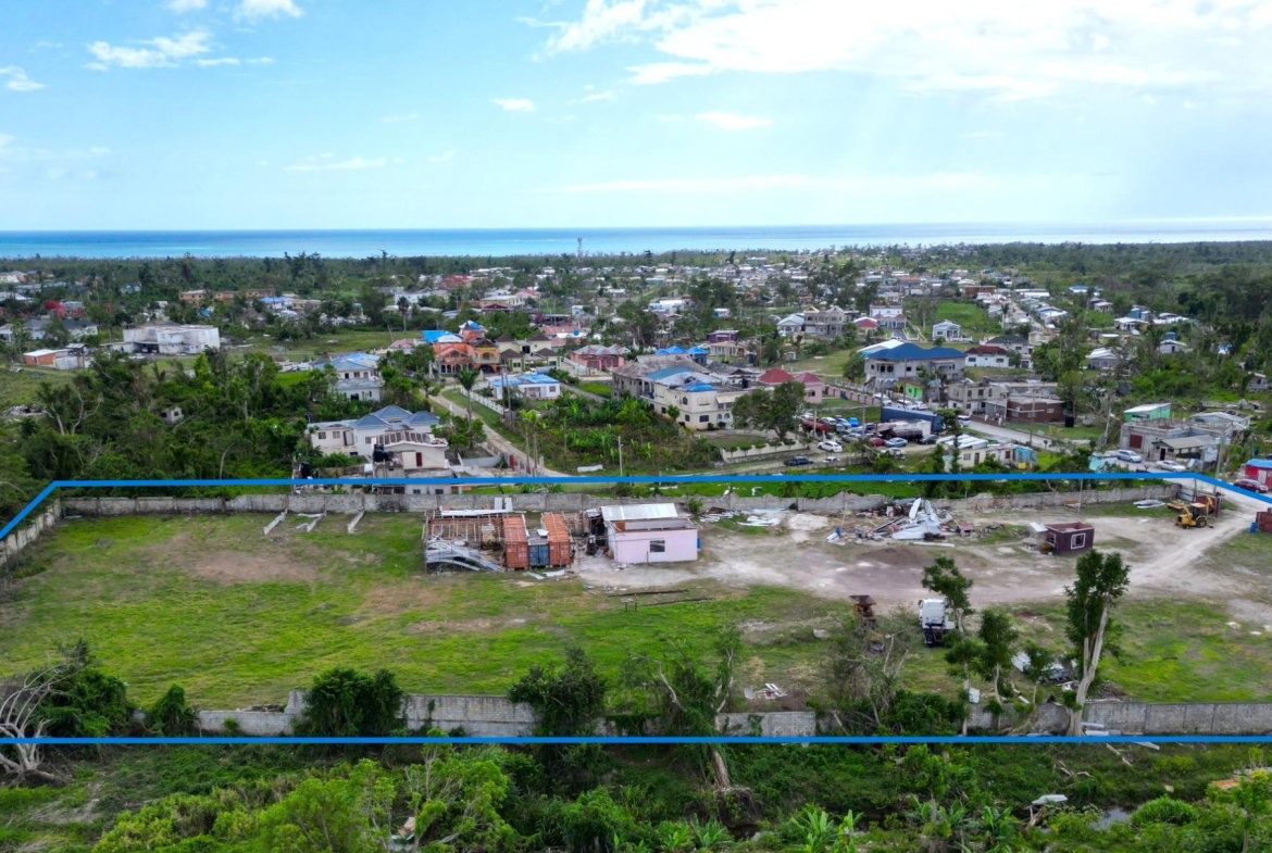 First image of Smithfield Savanna la Mar in SAVANNA LA MAR, Westmoreland, Jamaica - property is For Sale