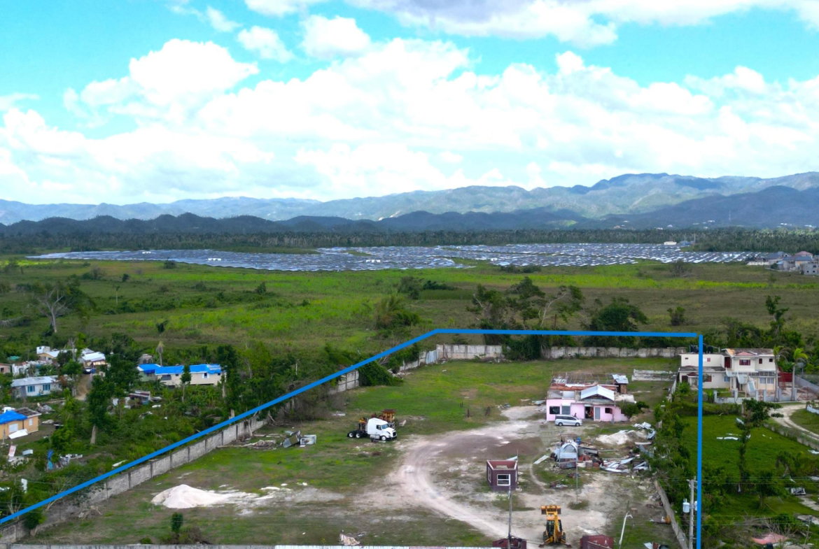 Fifth image of Smithfield Savanna la Mar in SAVANNA LA MAR, Westmoreland, Jamaica - property is For Sale