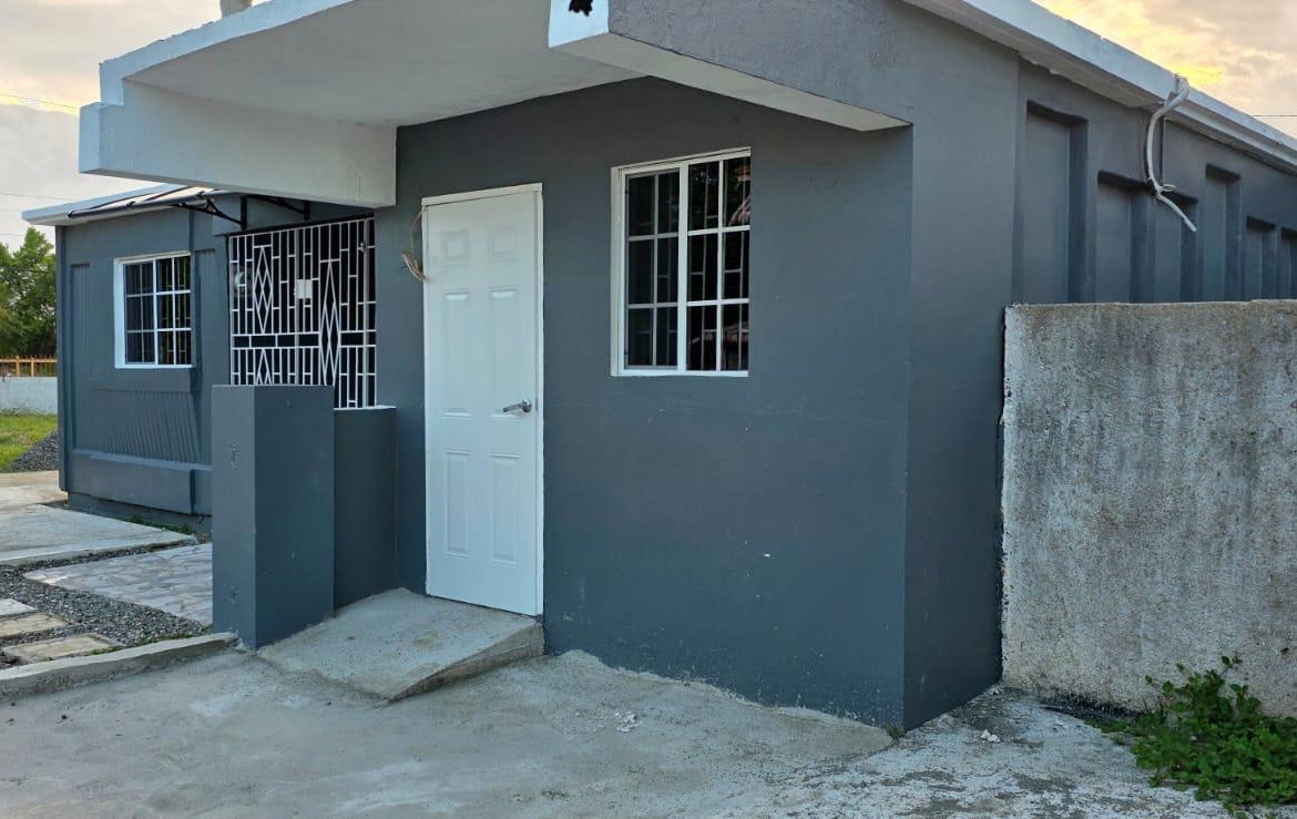Second image of 746a Benbow Avenue in Westchester, St. Catherine, Jamaica - property is For Rent